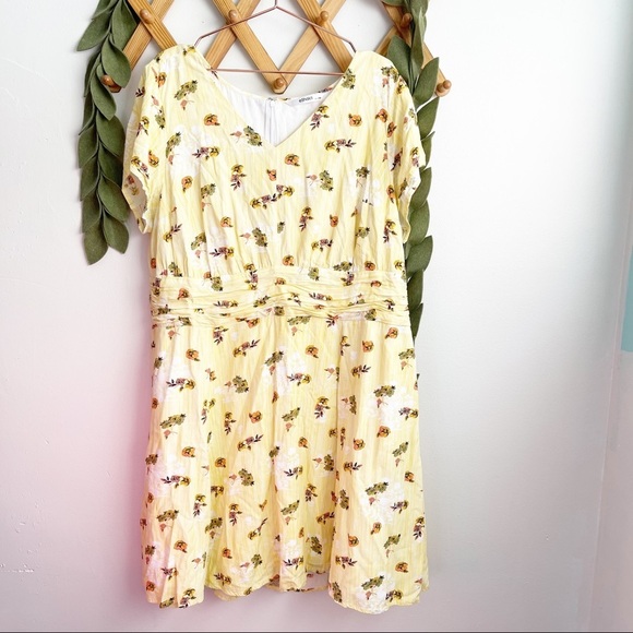 Eshakti Floral Print Pleat Waist Dress with Pockets - Picture 5 of 12